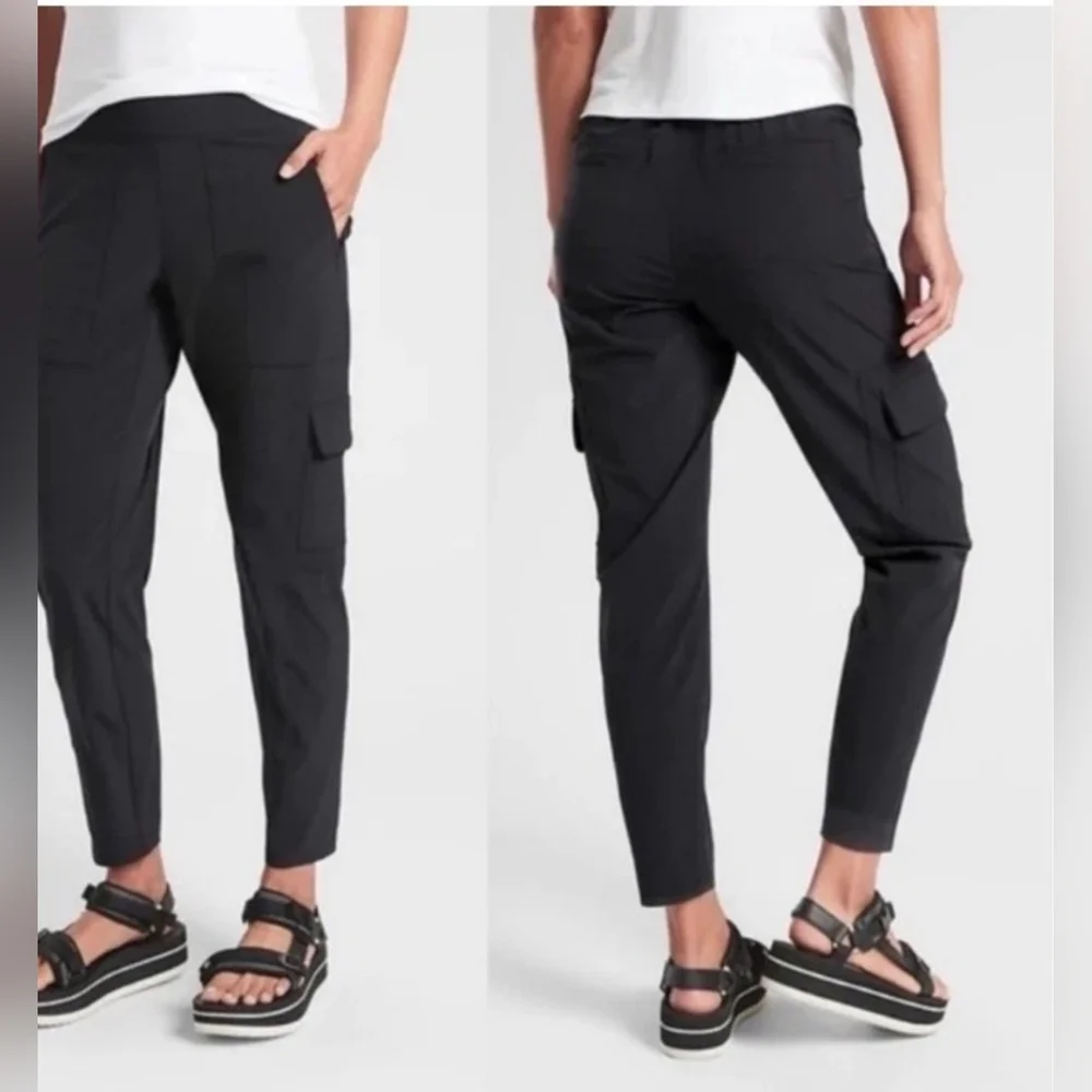 Athleta Chelsea Women's Cargo Lined Pant Jogger Black Athleisure Performance 2P